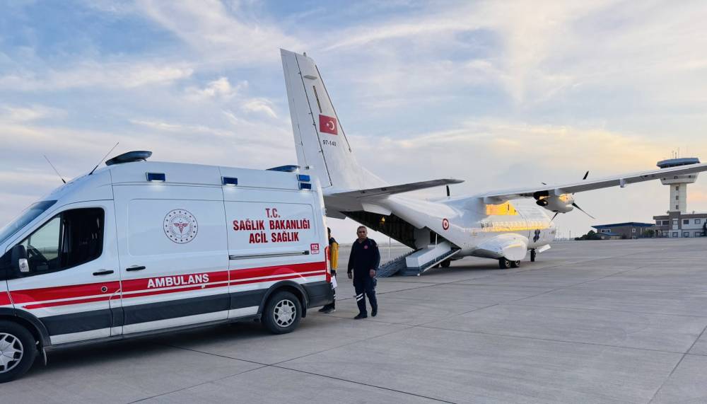 Mardin'de ambulans uçak, Delal bebek için havalandı 