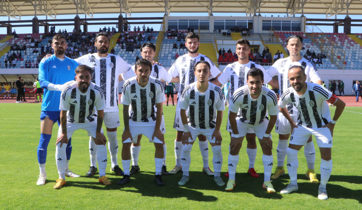 Bucak Belediye Oğuzhanspor ilk maçında yenildi