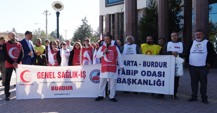 Sağlıkçılardan yönetmelik açıklaması