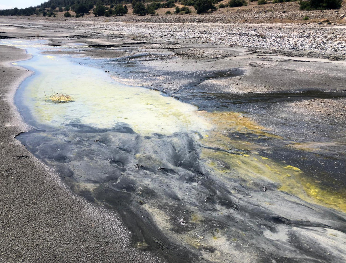 Salda Gölü'nde 5 yılda, 3 kilometrekarelik yüzey alanı kaybı