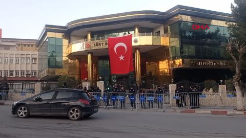 Siirt Belediye Başkanı Alağaş, görevden uzaklaştırıldı